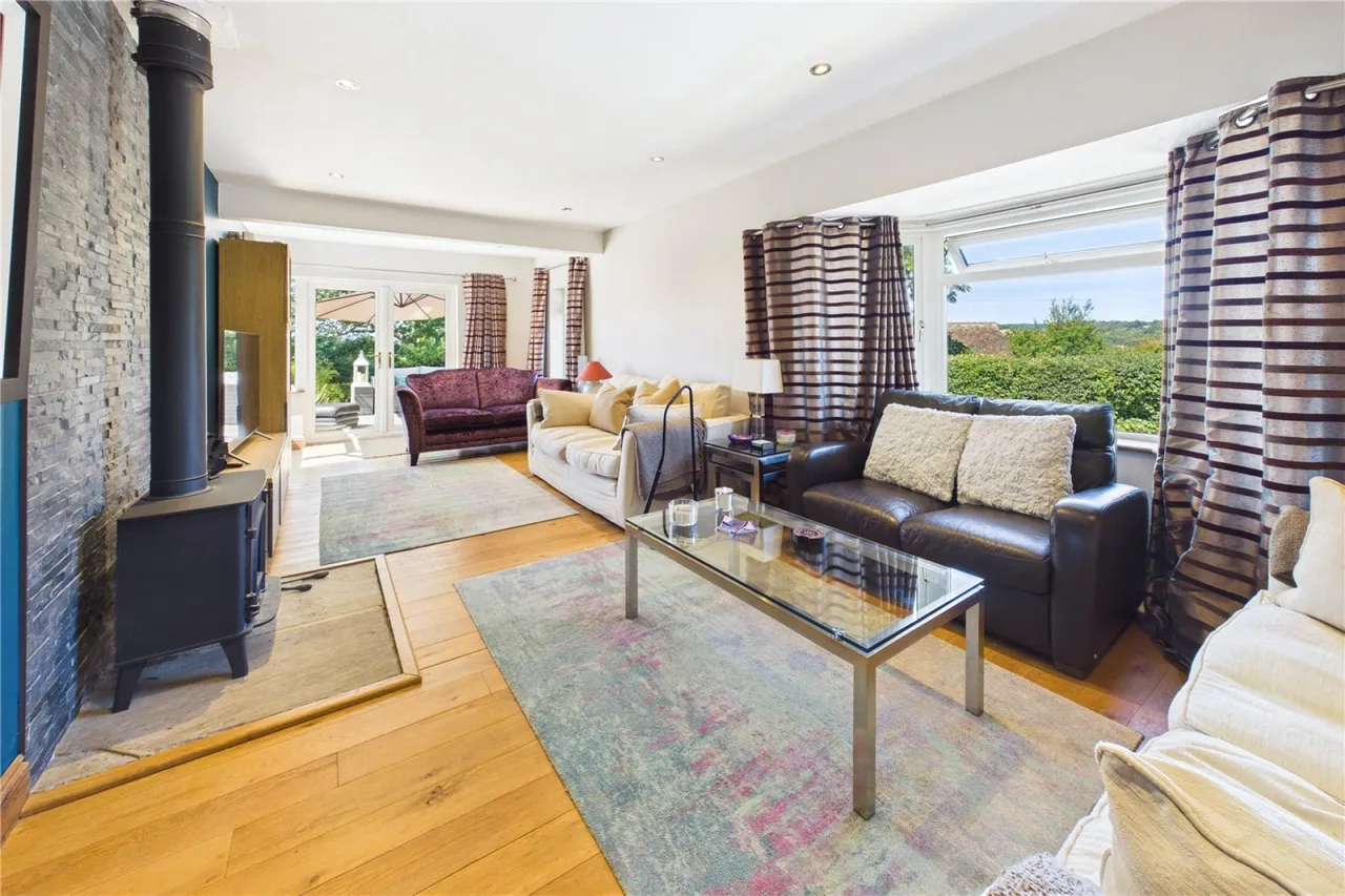 Beech Road, Purley on Thames, RG8, photo 8