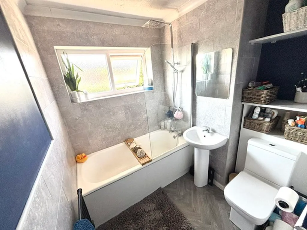 Dunbar Grove, Great Barr, B43, photo 11