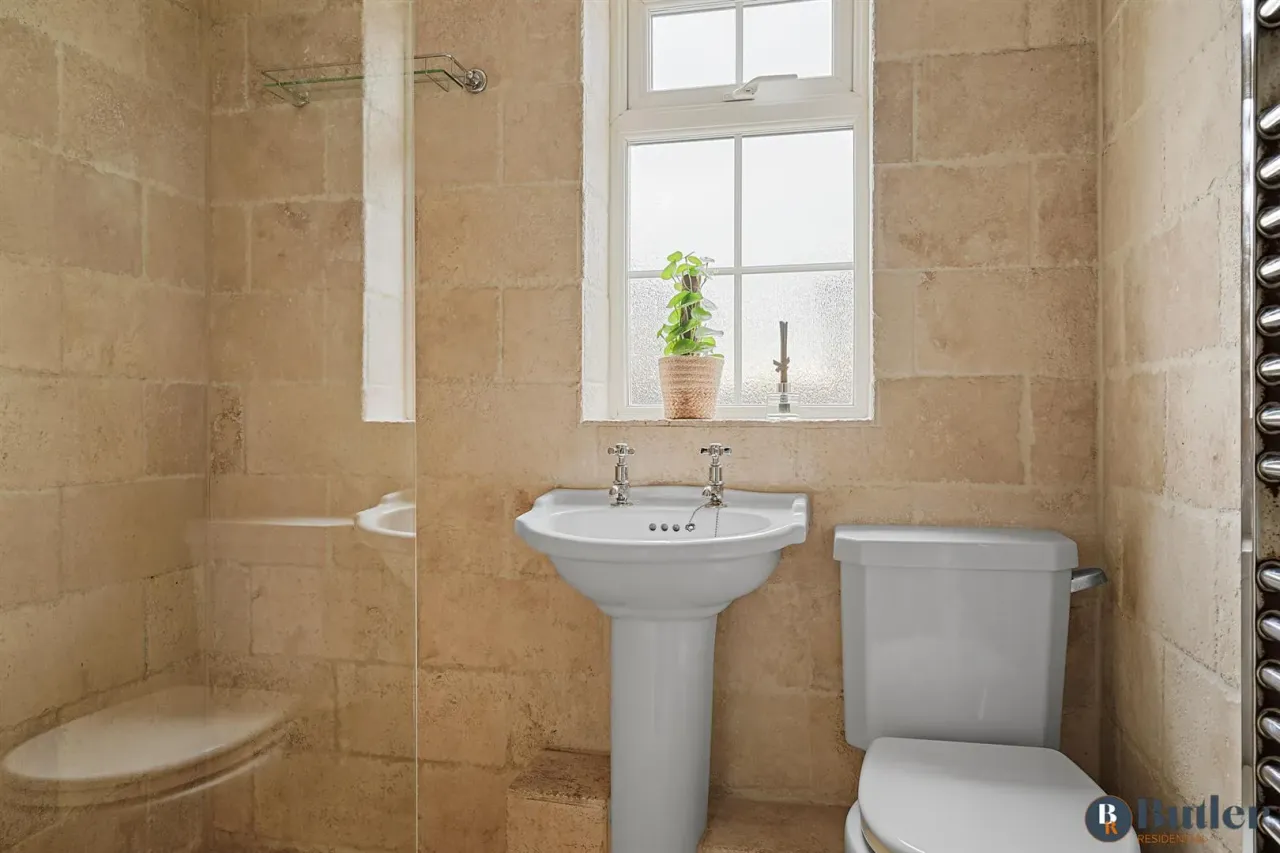Hunts End, St. Neots, PE19, photo 36