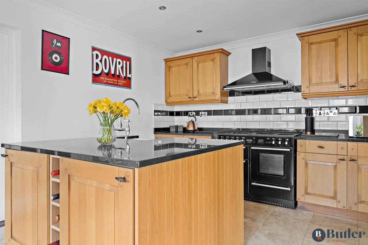 Hunts End, St. Neots, PE19, photo 46