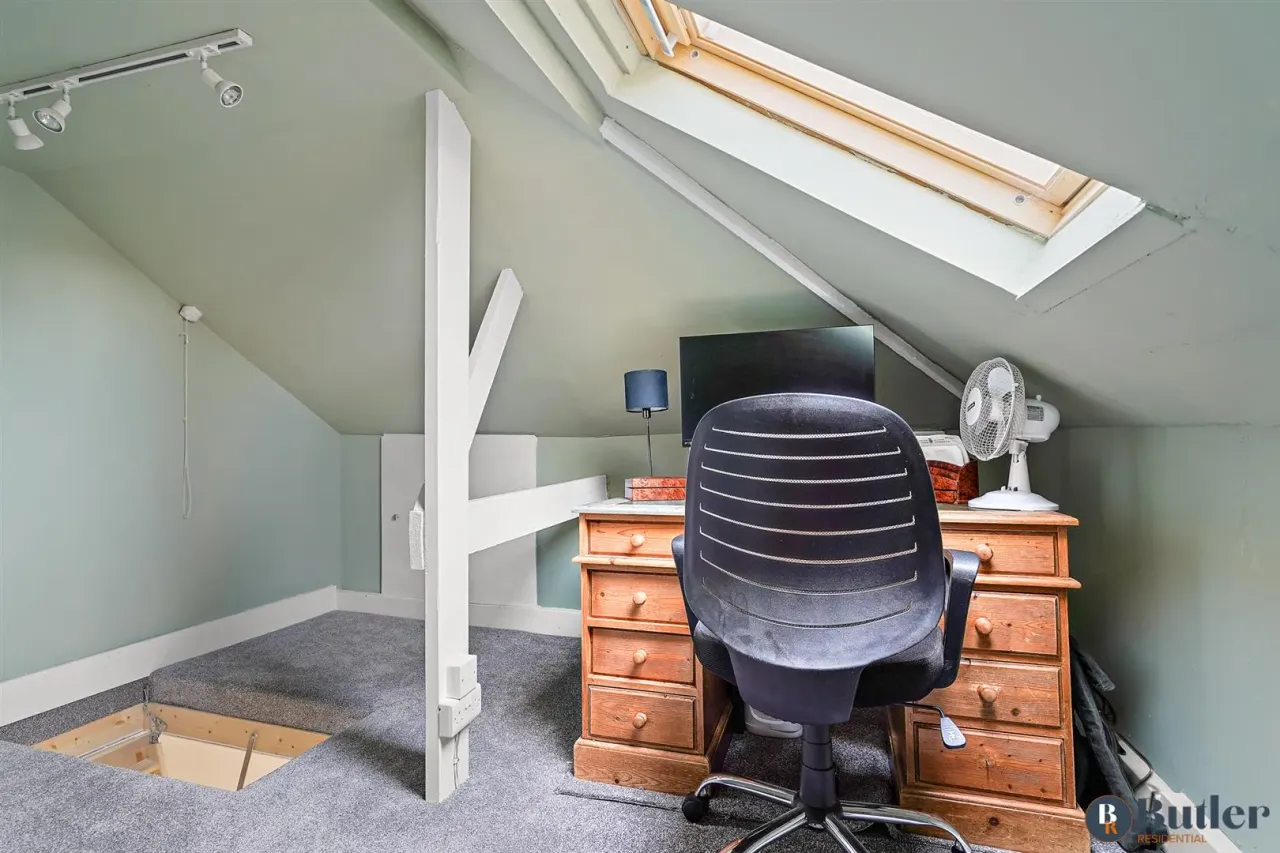 Hunts End, St. Neots, PE19, photo 73