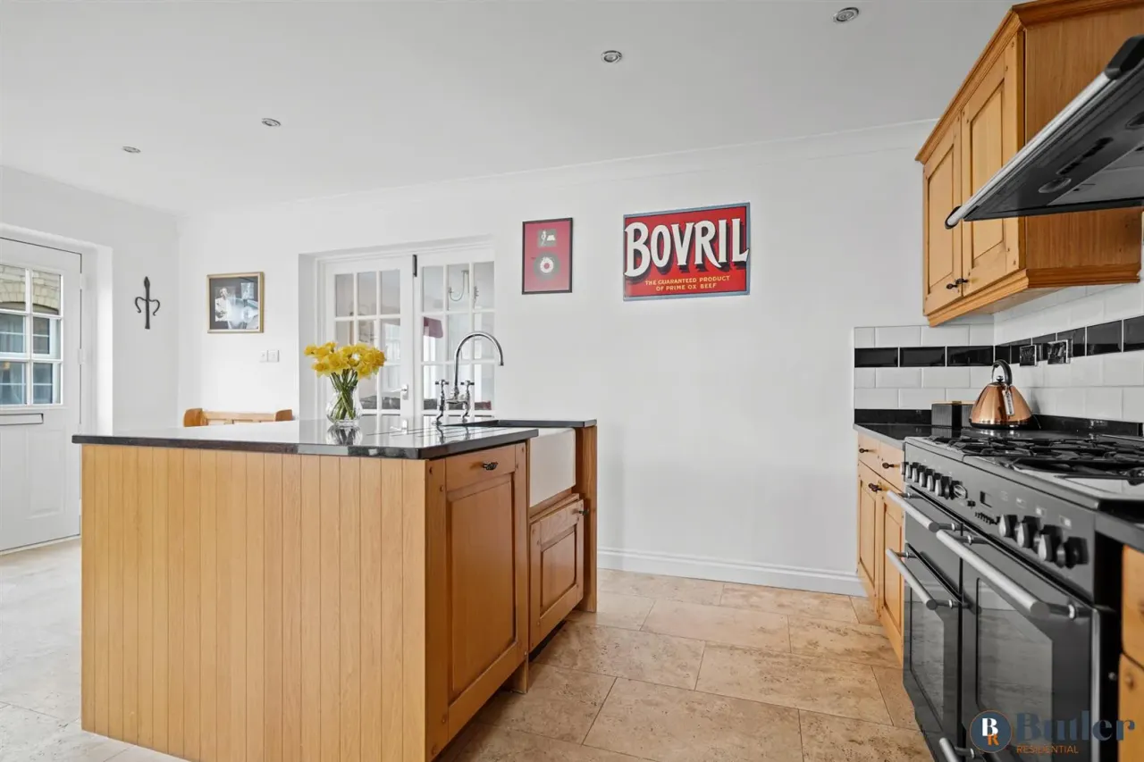 Hunts End, St. Neots, PE19, photo 52