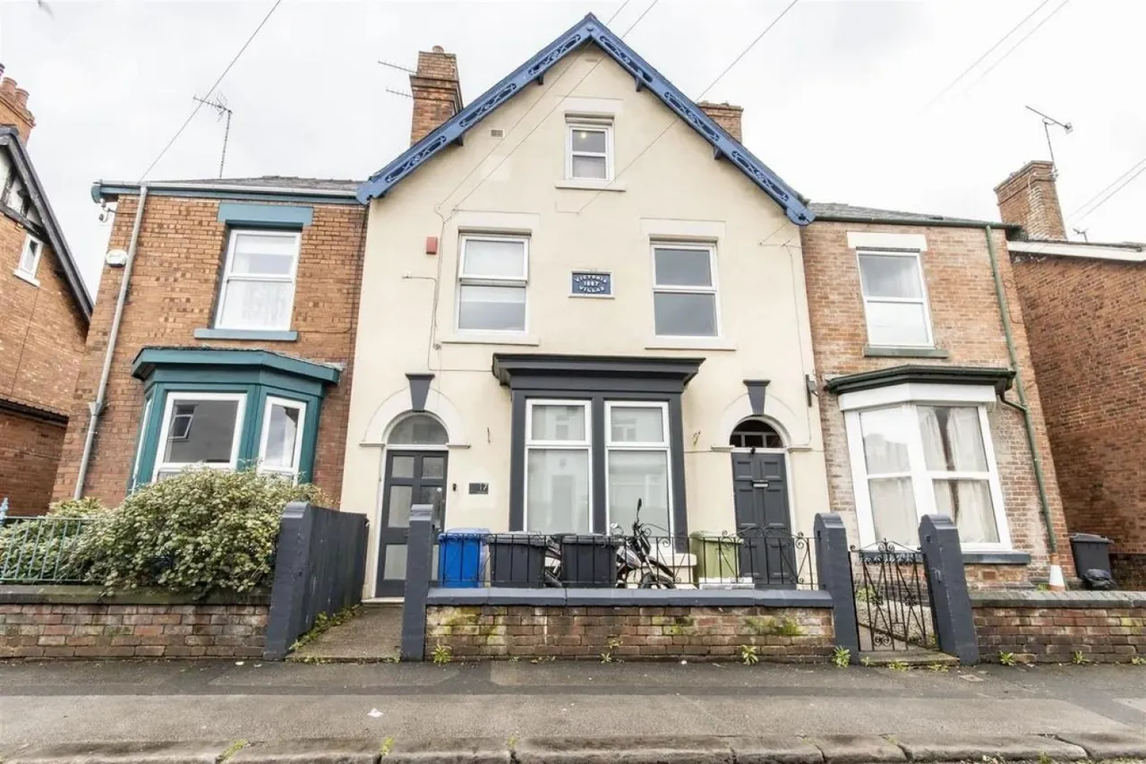 1 bed flat to rent — Fairfield Road, Chesterfield
