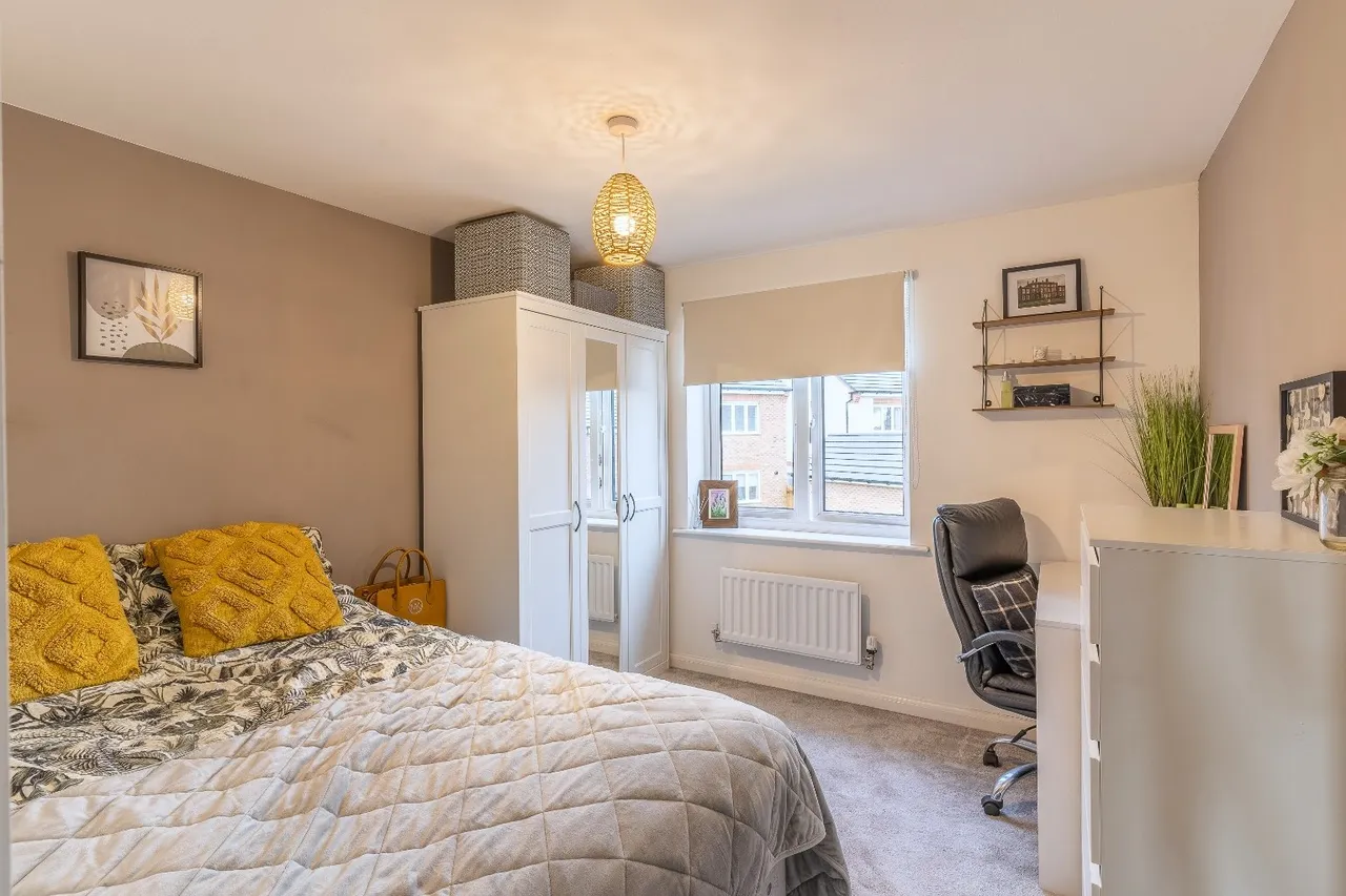 Lewis Crescent, Wellington, TF1, photo 9