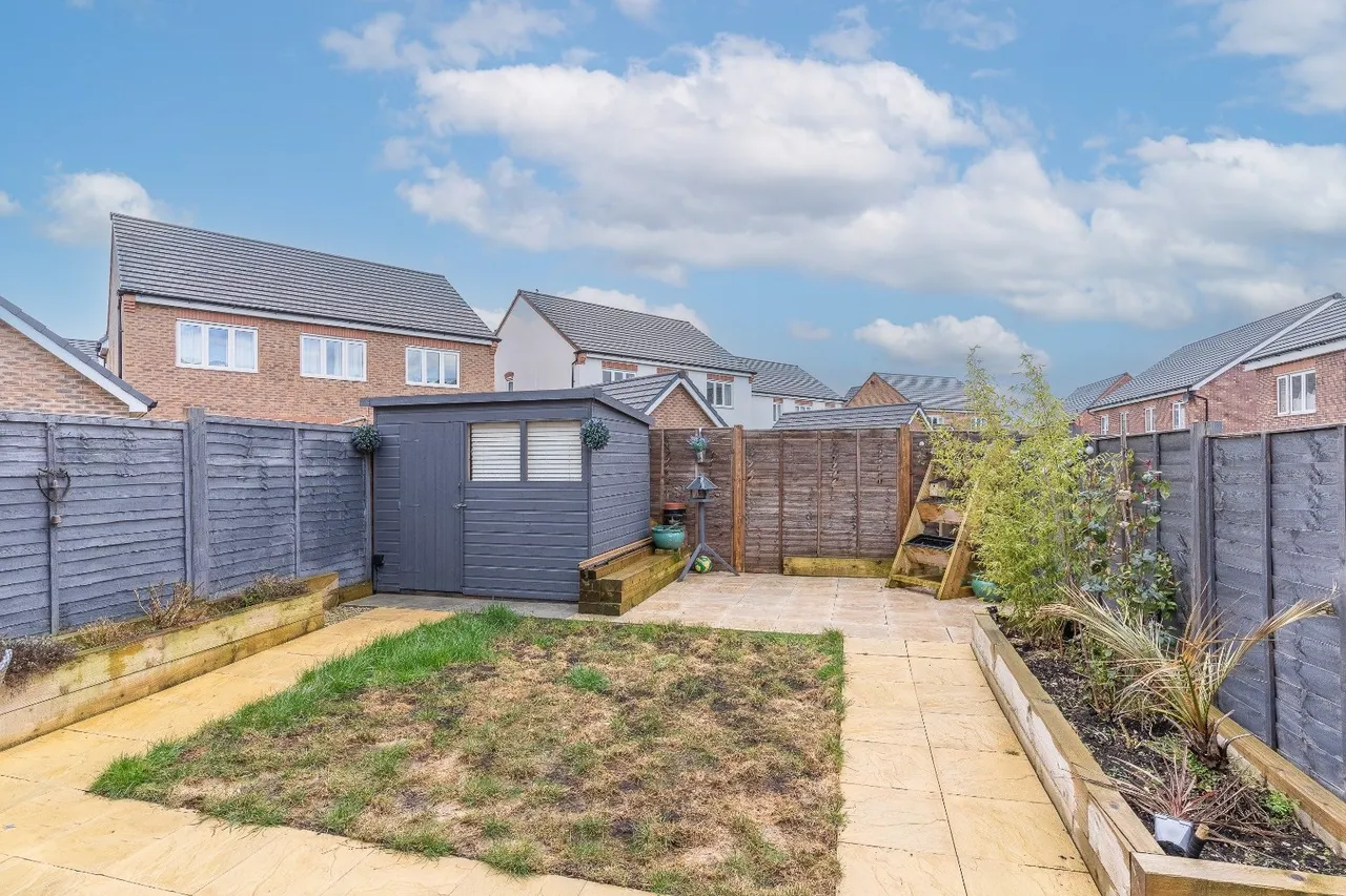 Lewis Crescent, Wellington, TF1, photo 16
