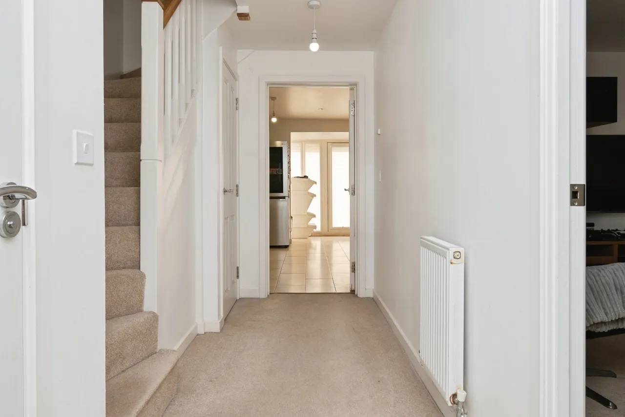 The Rectangle, Tadpole Garden Village, SN25, photo 4