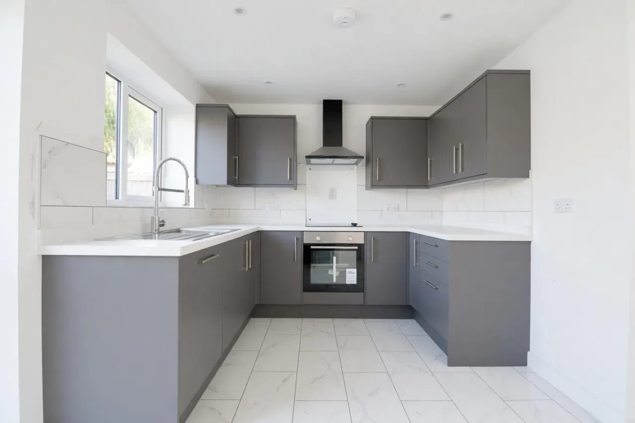 Bradfield Road, Crewe, photo 5