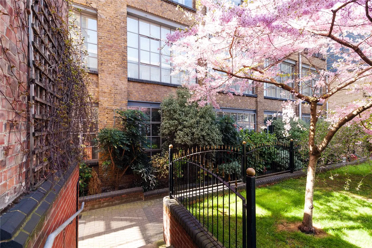 Shepherdess Place, Shoreditch, N1, photo 4