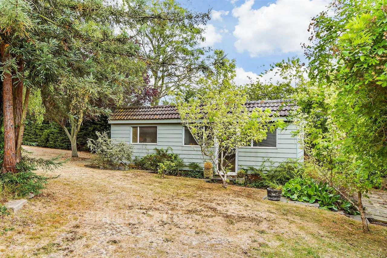 Old Hill Avenue, Langdon Hills, SS16, photo 16