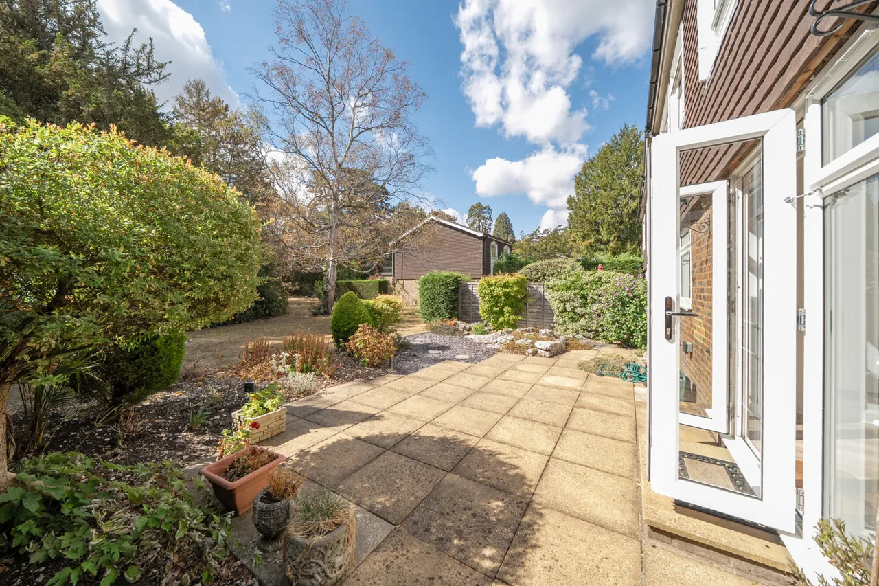 Gerrards Cross Road, SL2, photo 10
