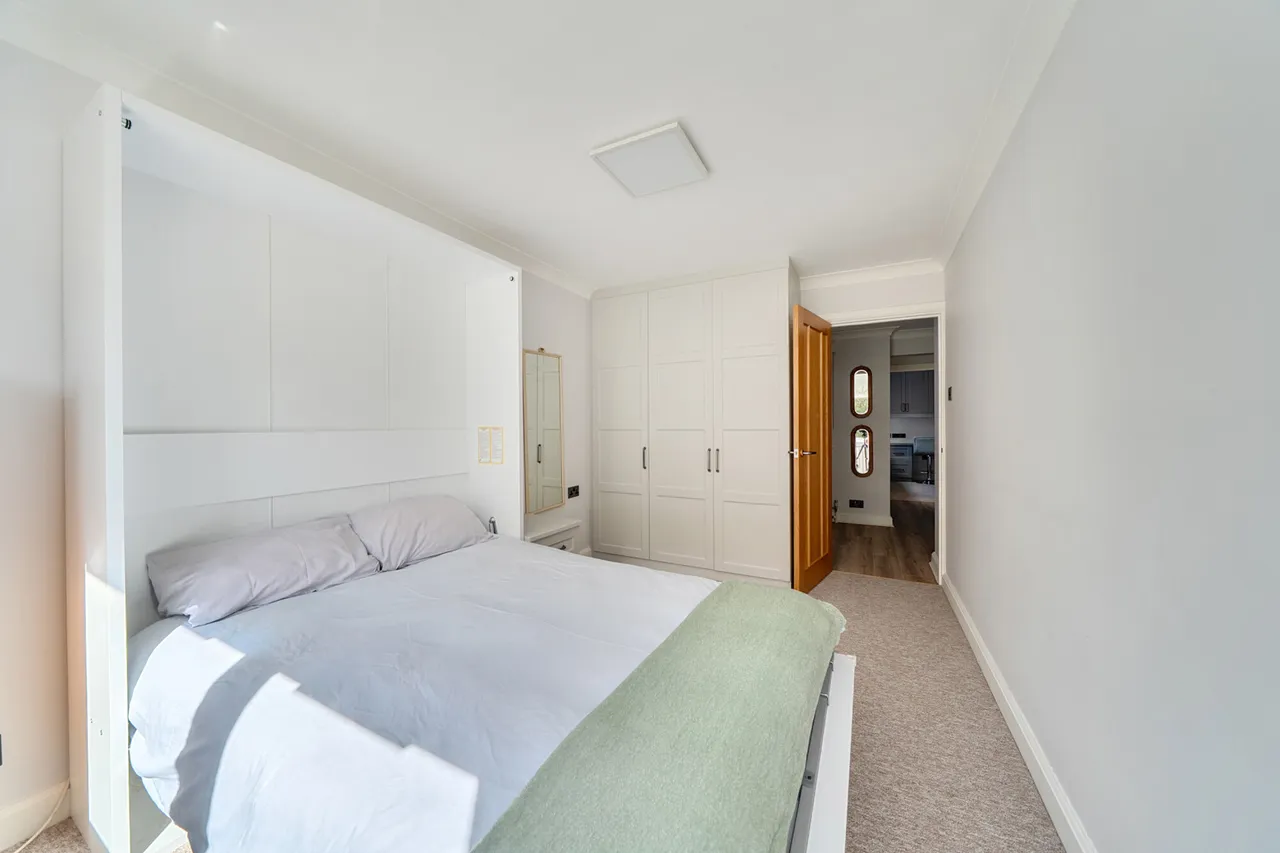 Gerrards Cross Road, SL2, photo 8
