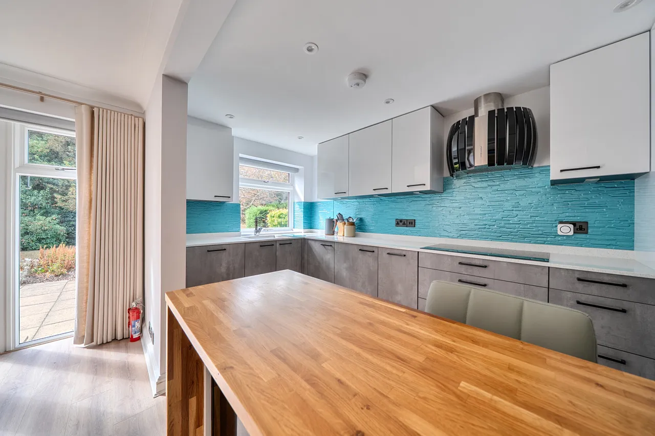 Gerrards Cross Road, SL2, photo 18