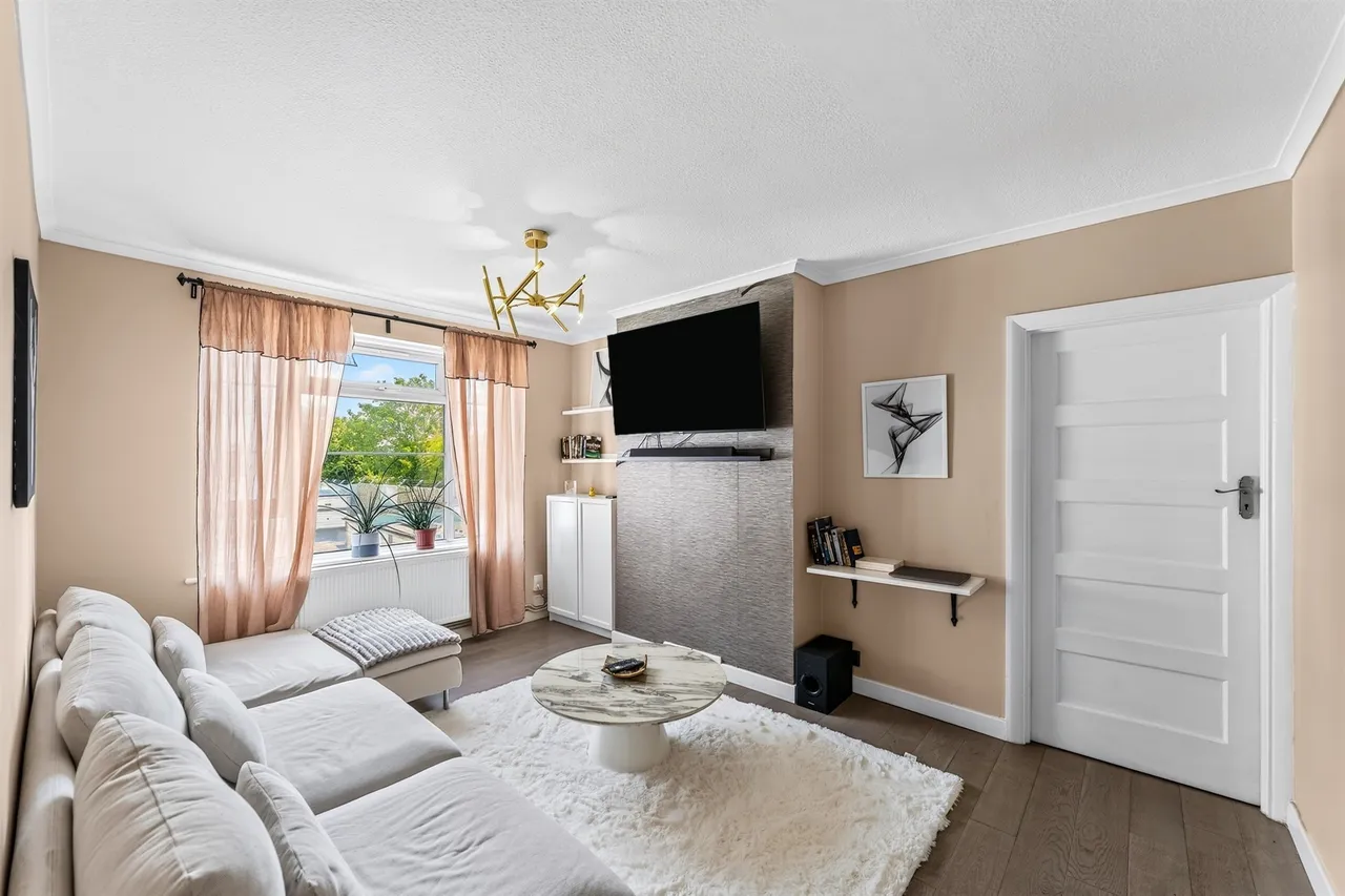 London Road, Morden, SM4, photo 14