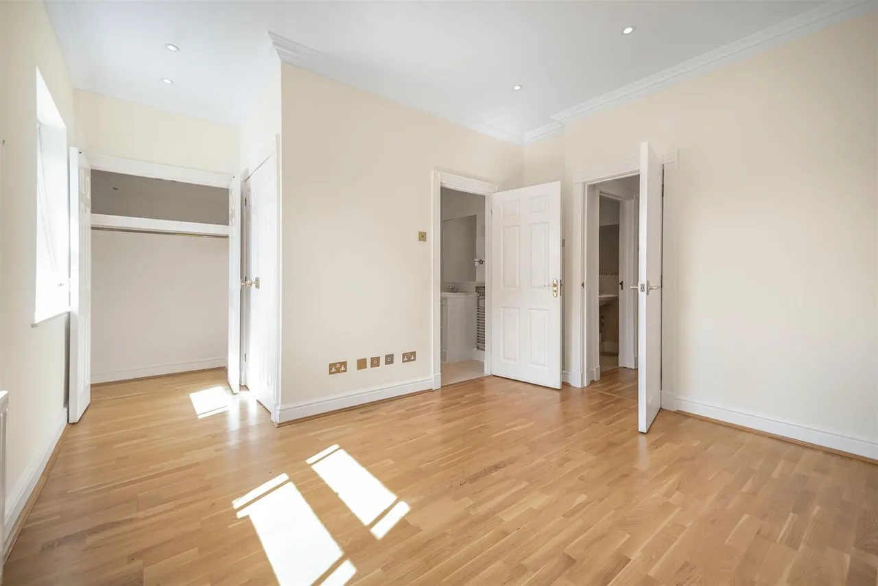 Trinity Church Road, Barnes, SW13, photo 8