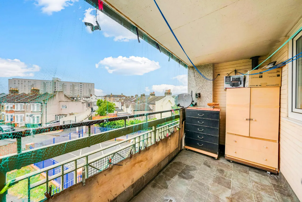 Florence Road, London, E6, photo 6