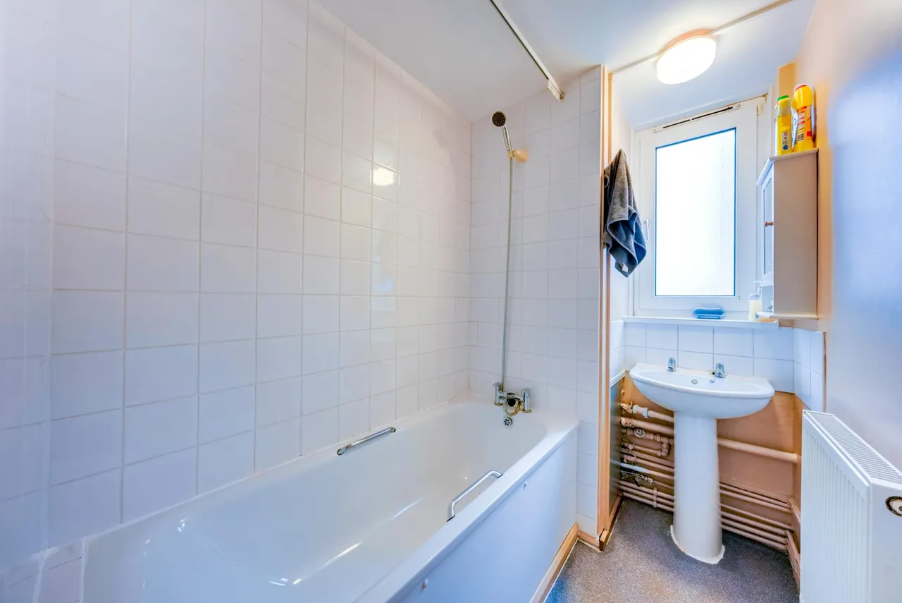 Florence Road, London, E6, photo 17