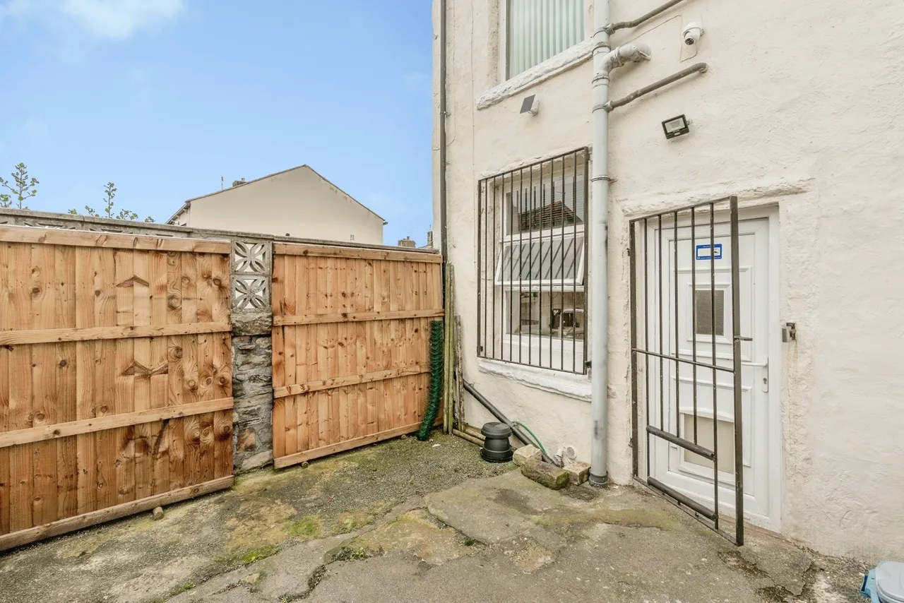 Ingham Street, Padiham, BB12, photo 17