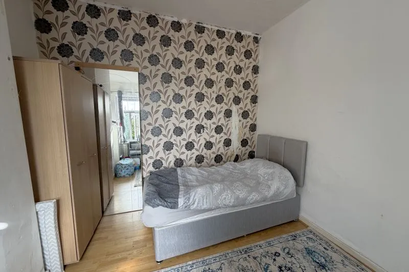 Meade Grove, Longsight, M13, photo 10