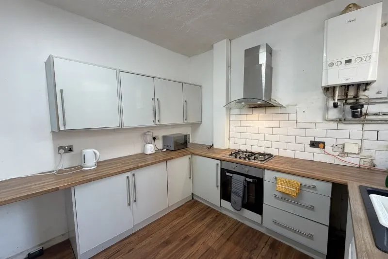 Meade Grove, Longsight, M13, photo 4