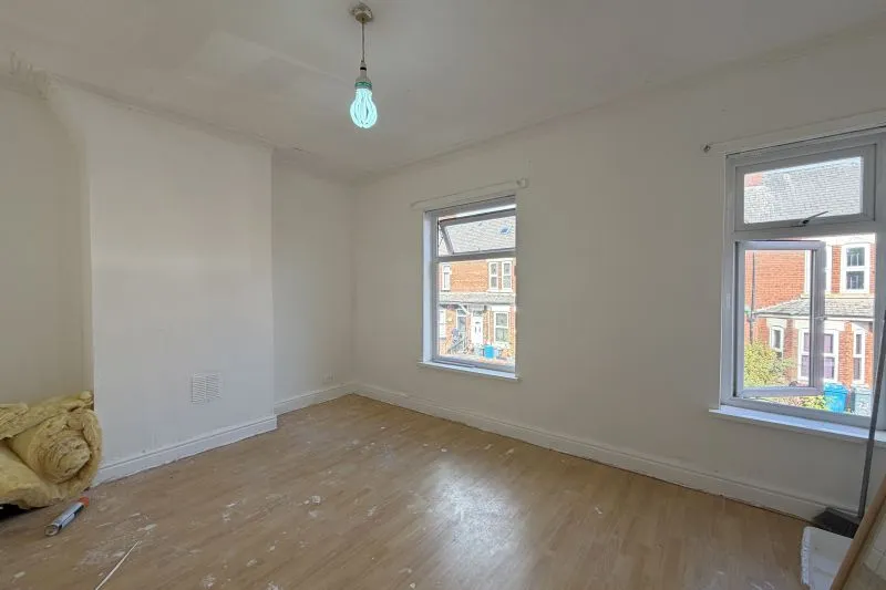 Meade Grove, Longsight, M13, photo 9