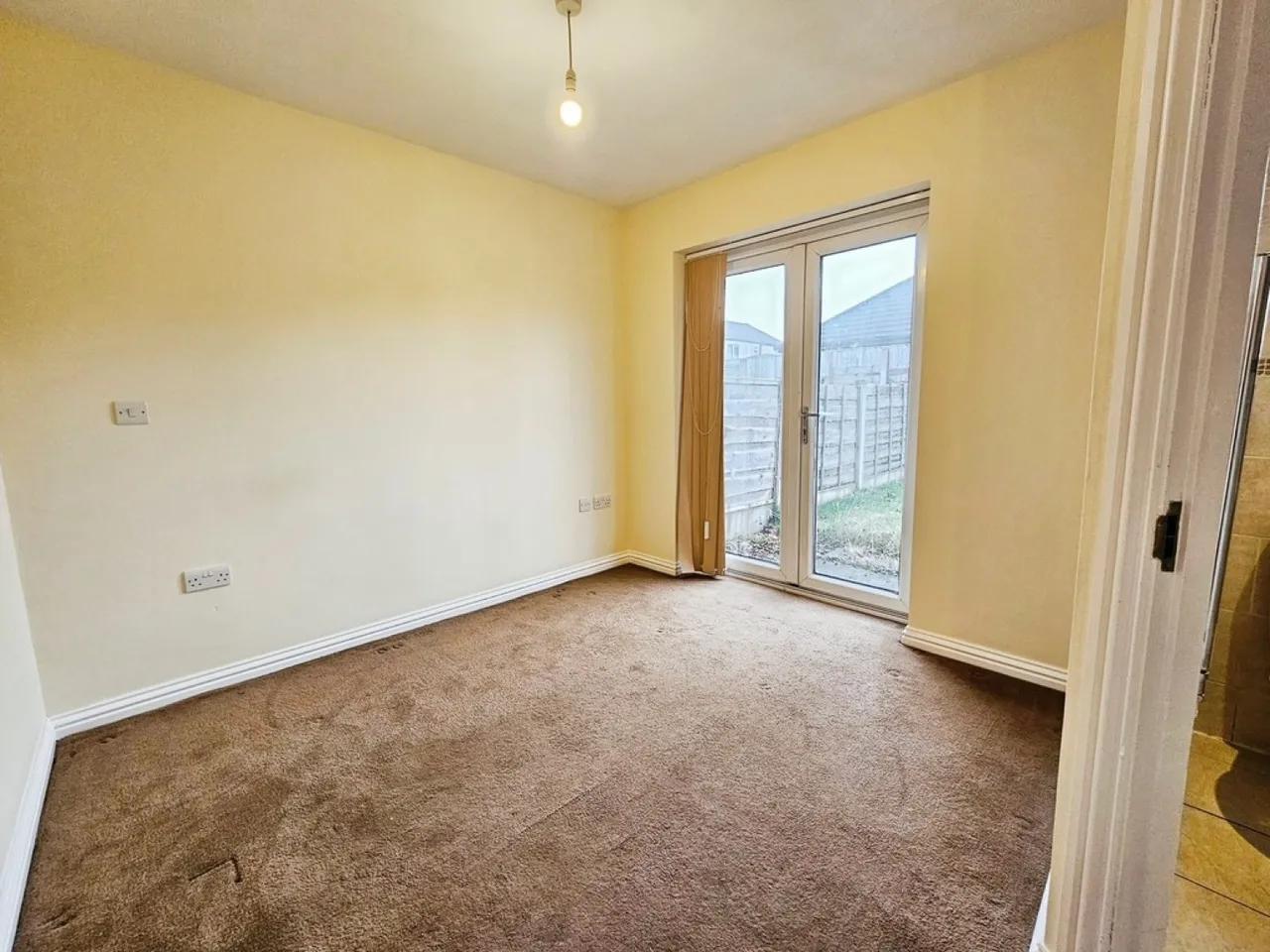 Norfolk Gardens, Heywood, photo 7