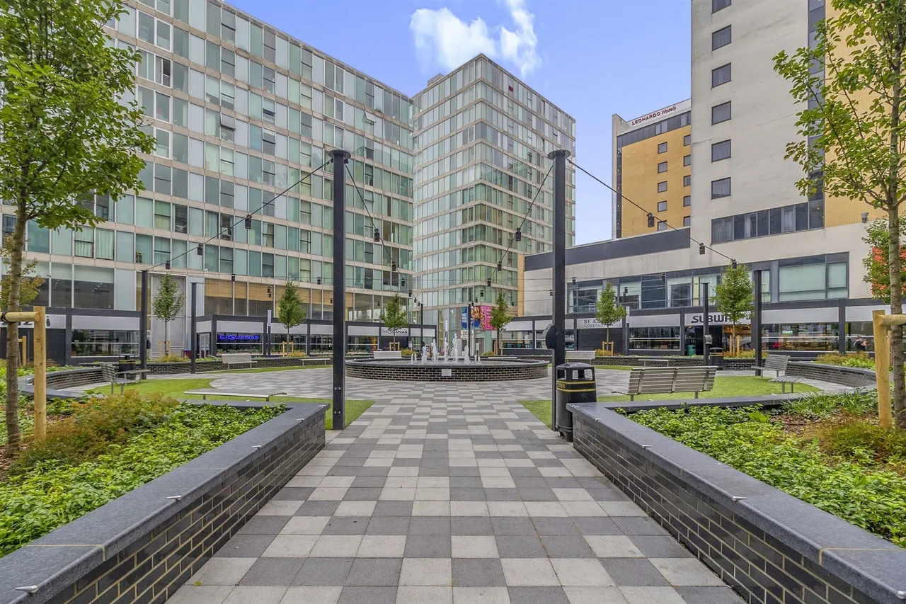 Mortimer Square, Milton Keynes, MK9, photo 15