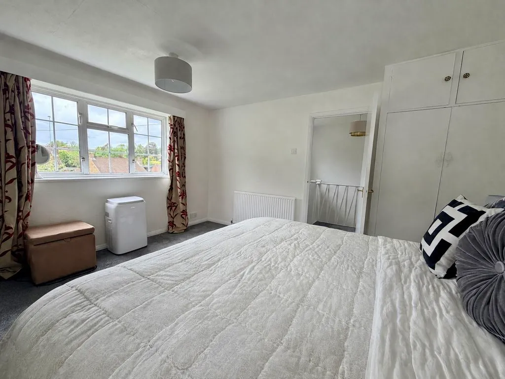 Cherry Tree Road, Beaconsfield HP9 1BD, photo 9