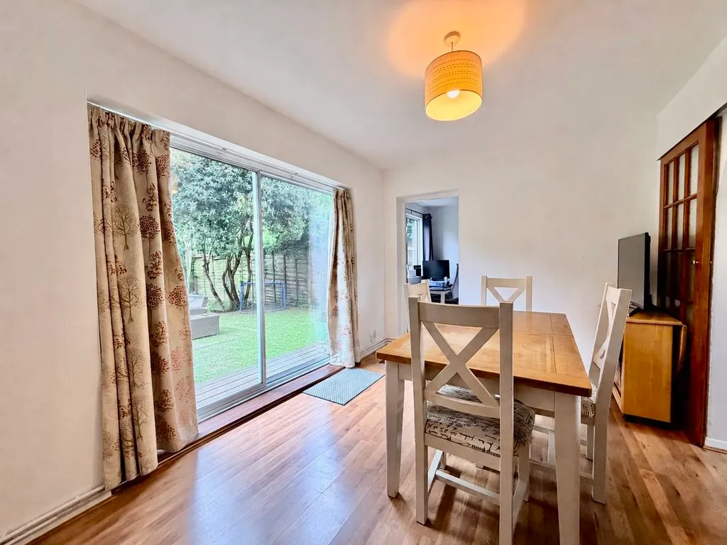 Cherry Tree Road, Beaconsfield HP9 1BD, photo 6