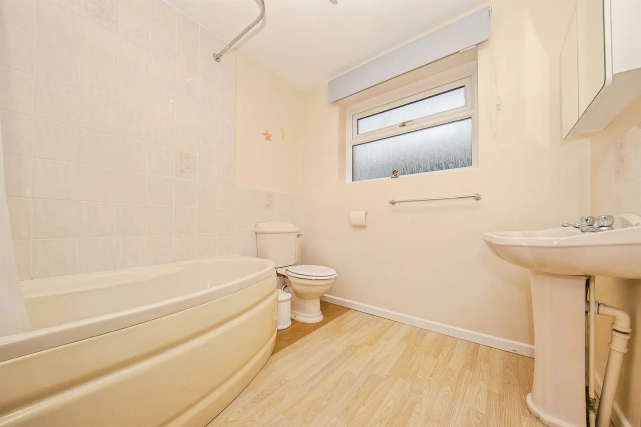 Mumford Road, West Bergholt, CO6, photo 11