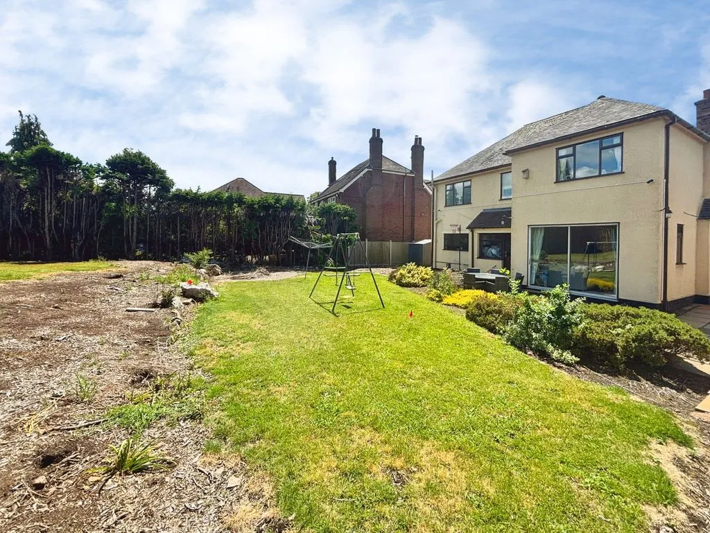 Hatherton Road, Cannock, WS11, photo 16