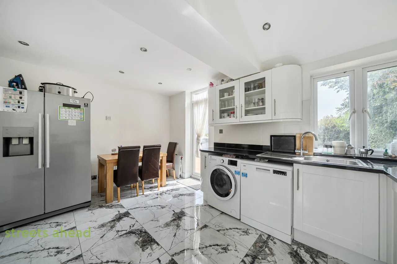 Beulah Hill, London, SE19, photo 13