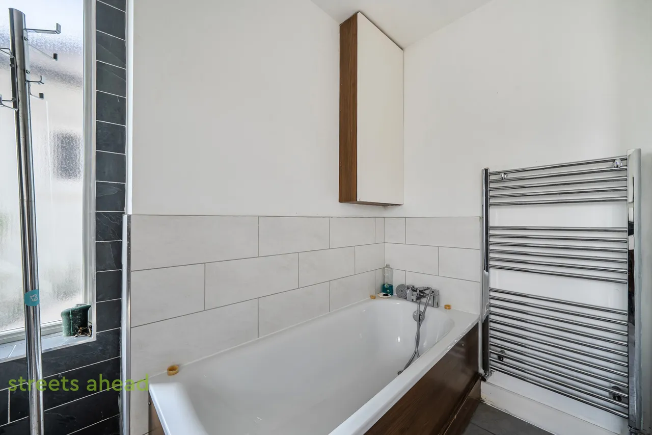 Beulah Hill, London, SE19, photo 12