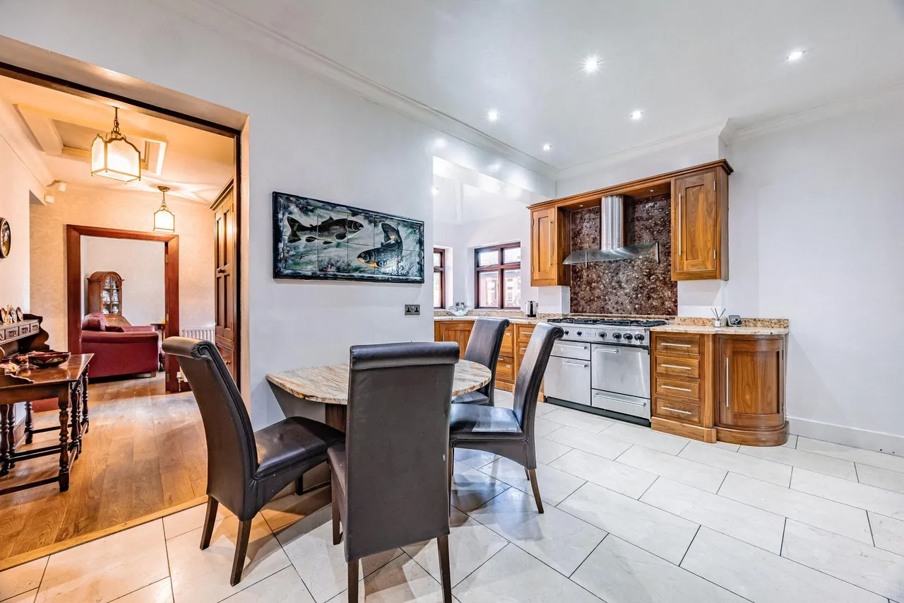 Victoria Road, Grappenhall, WA4, photo 18