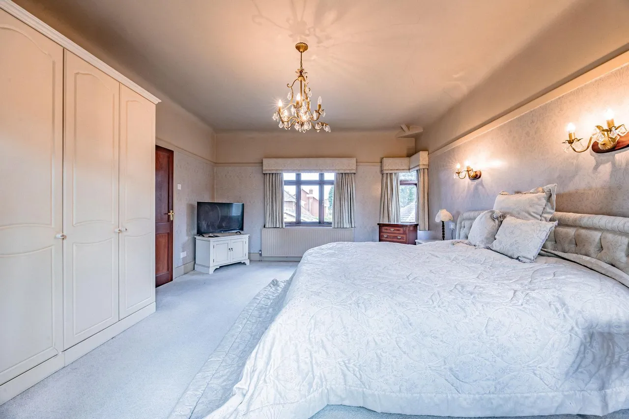 Victoria Road, Grappenhall, WA4, photo 38