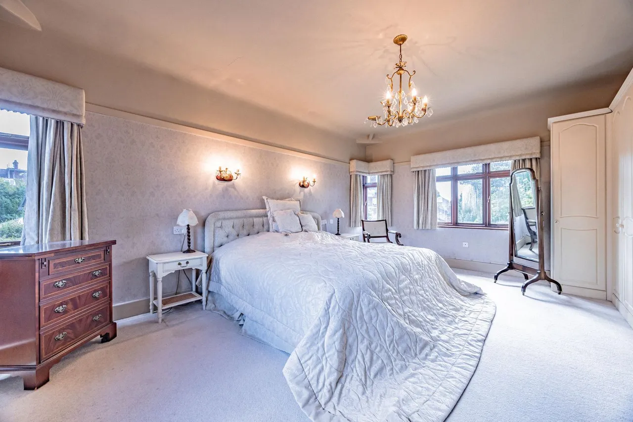 Victoria Road, Grappenhall, WA4, photo 39