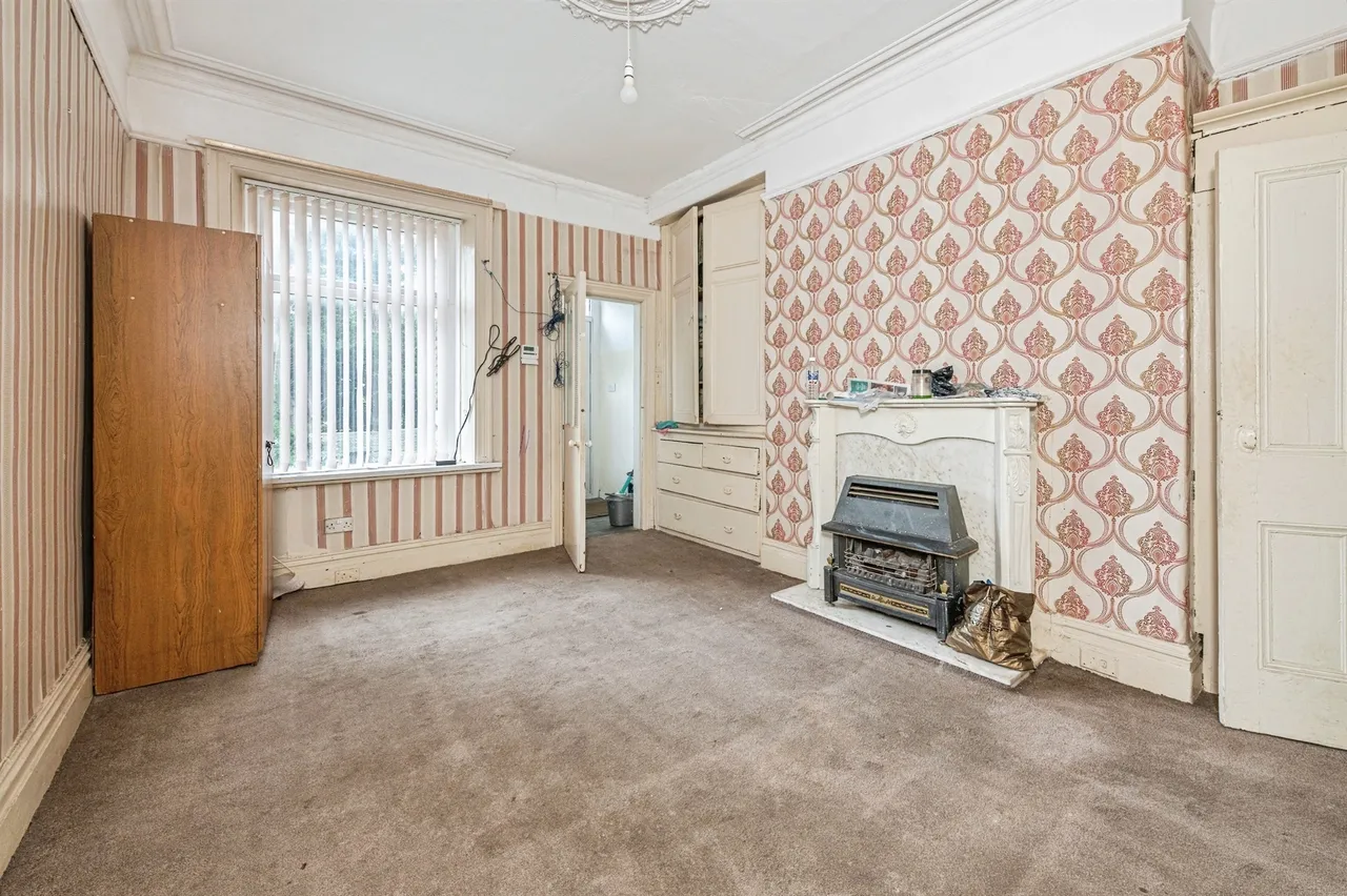 Hollingwood Lane, Bradford, BD7, photo 3