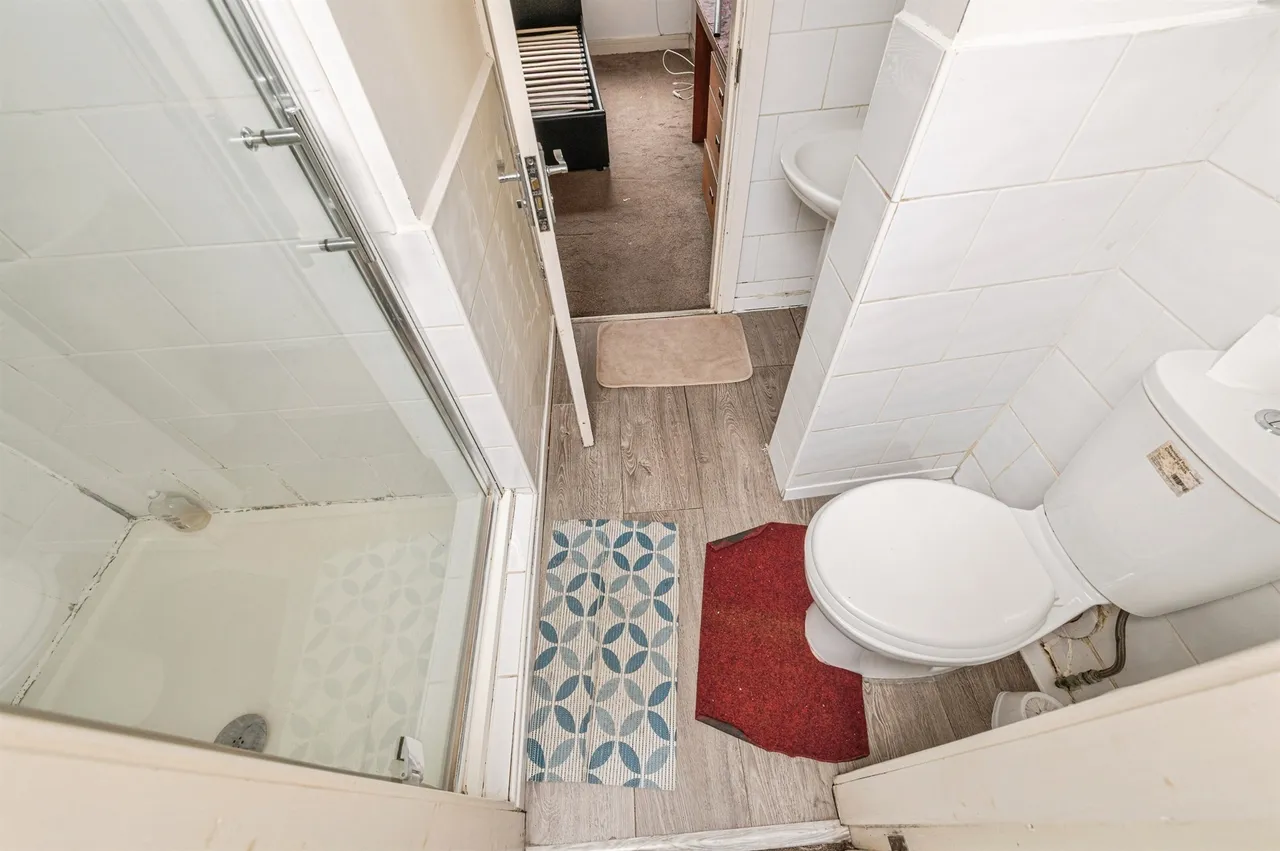 Hollingwood Lane, Bradford, BD7, photo 12