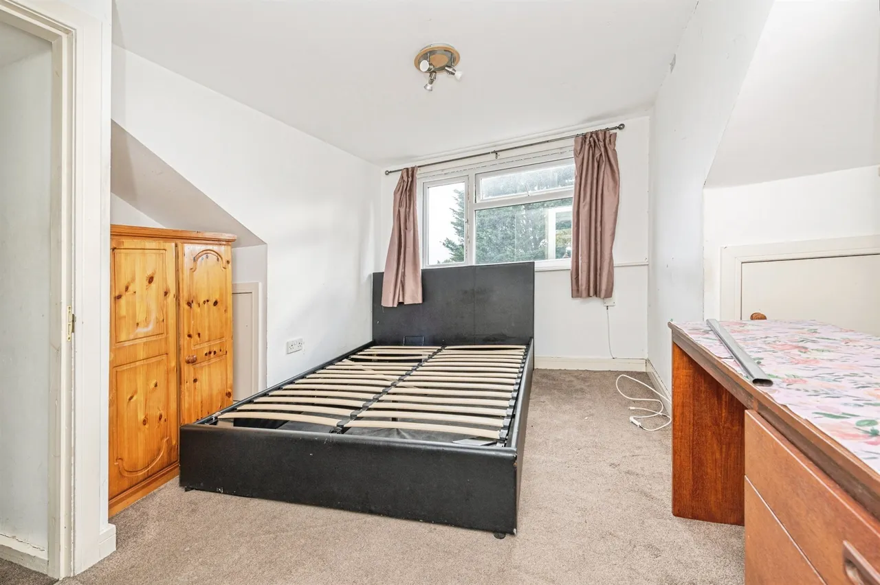 Hollingwood Lane, Bradford, BD7, photo 13