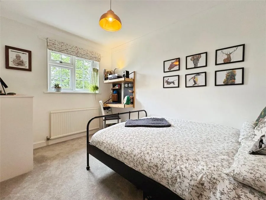 Heatherdale Road, Camberley, GU15, photo 7