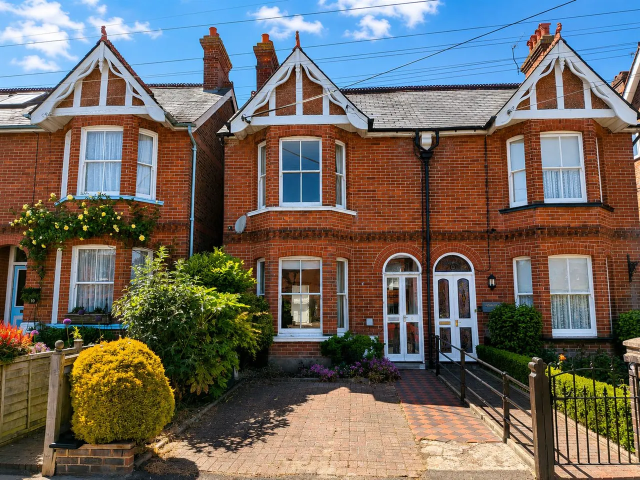 2 bed house for sale — Harcourt Road, Uckfield, TN22 5DU