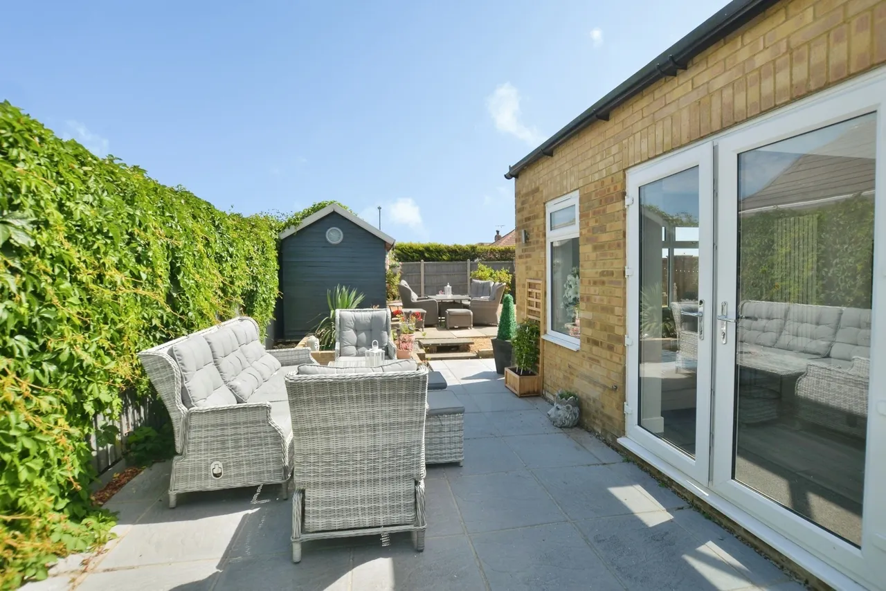 Lade Fort Crescent, Lydd on Sea, Romney Marsh, Kent, TN29, photo 21