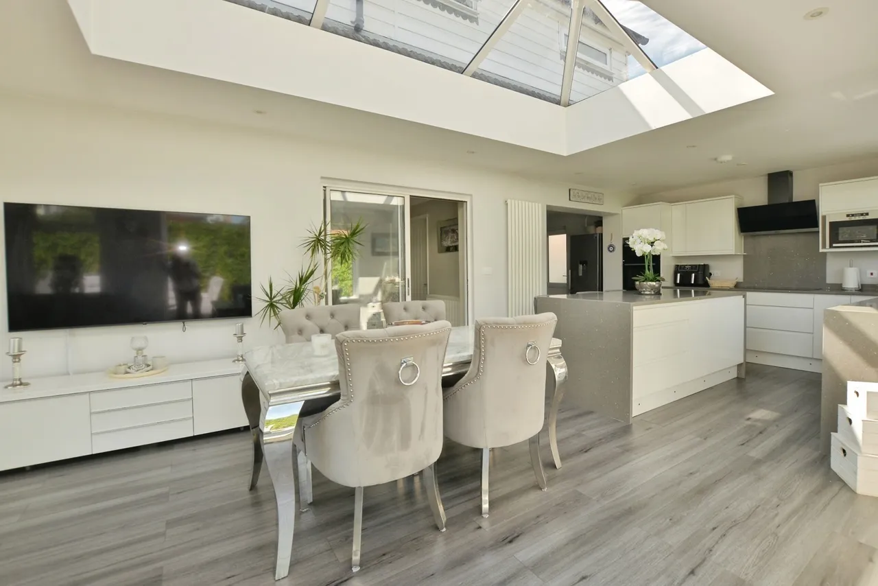 Lade Fort Crescent, Lydd on Sea, Romney Marsh, Kent, TN29, photo 20