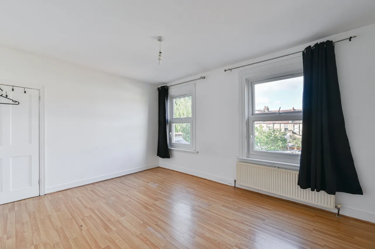 First Floor Flat, 28 Albert Road, Mitcham, photo 5