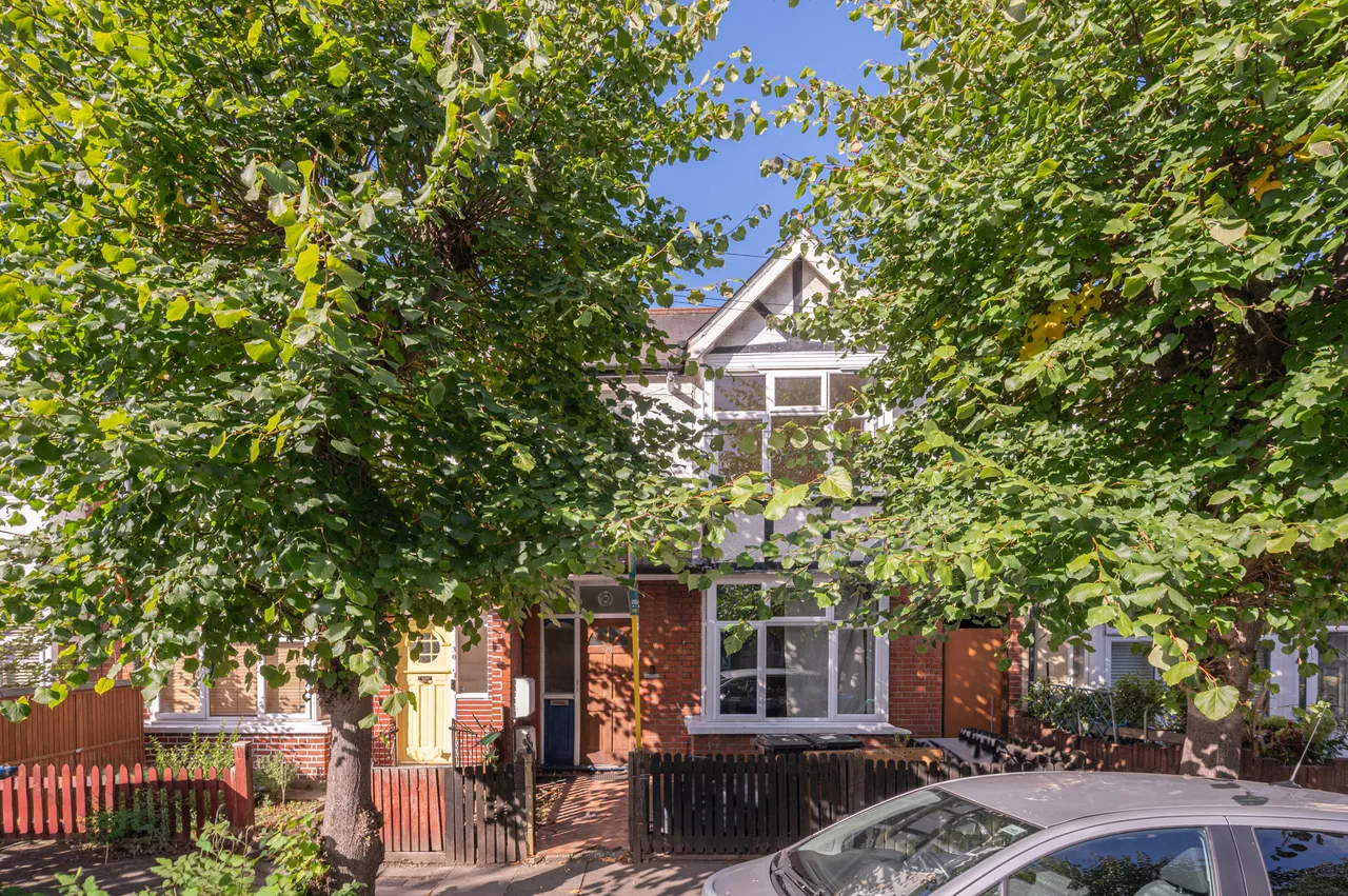 First Floor Flat, 28 Albert Road, Mitcham, photo 10