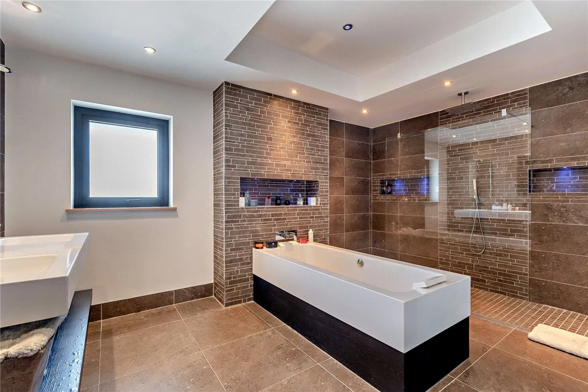 Trip Garth, Linton, LS22, photo 9