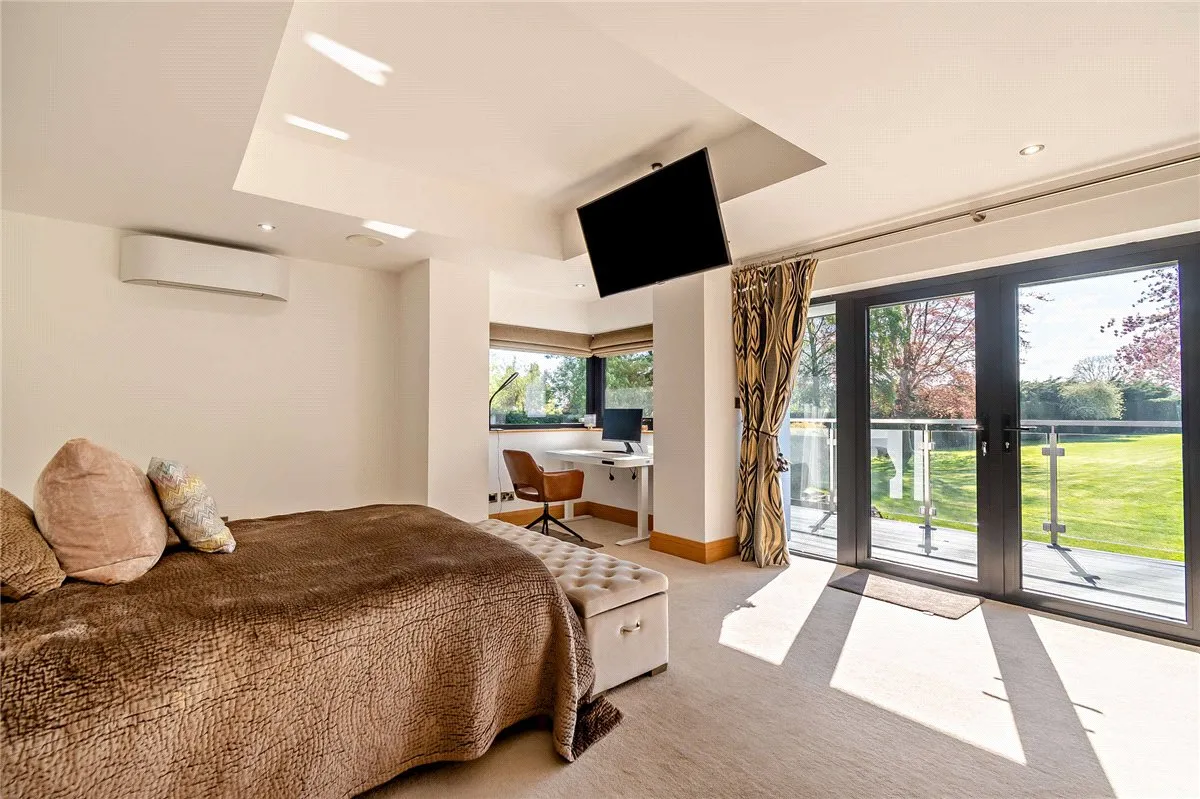 Trip Garth, Linton, LS22, photo 8