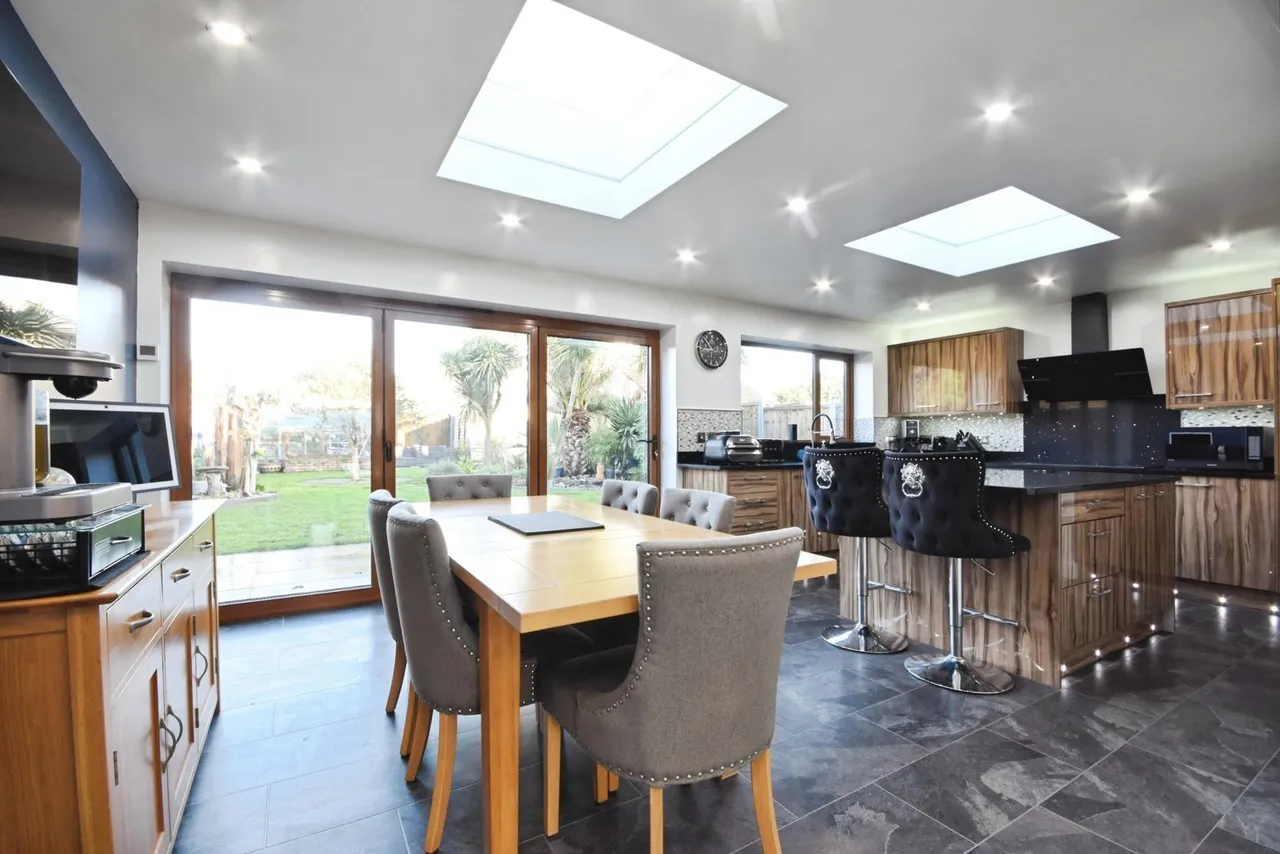 Caulfield Road, Shoeburyness, Southend-on-Sea, Essex, SS3, photo 2