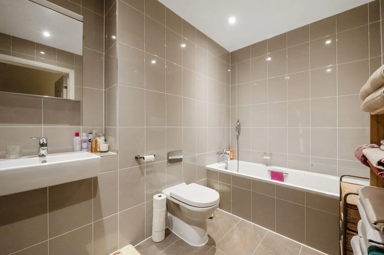 Alexander Court, Mote Park, photo 14
