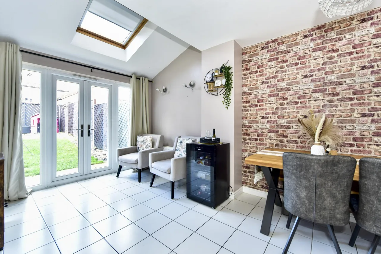 Wharf Road, Kilnhurst, S64, photo 5