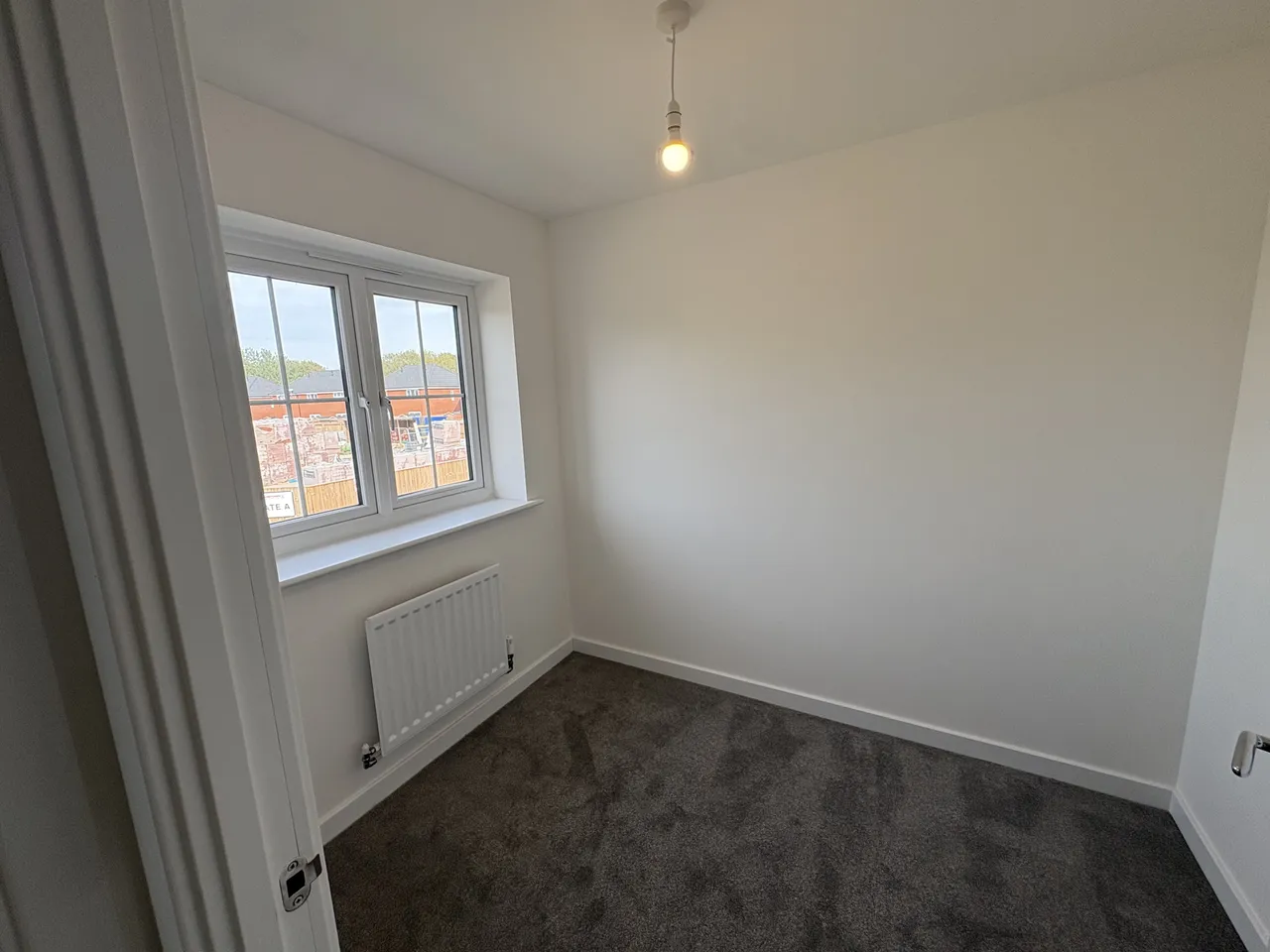 Trones Wood Lane, Widnes, WA8, photo 7